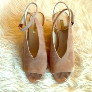 Louis et Cie peep toe wedges